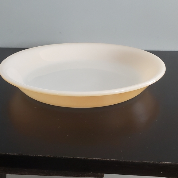 Vintage Fire King Peach Lustre 9" Milk Glass Pie Plate - Picture 15 of 16